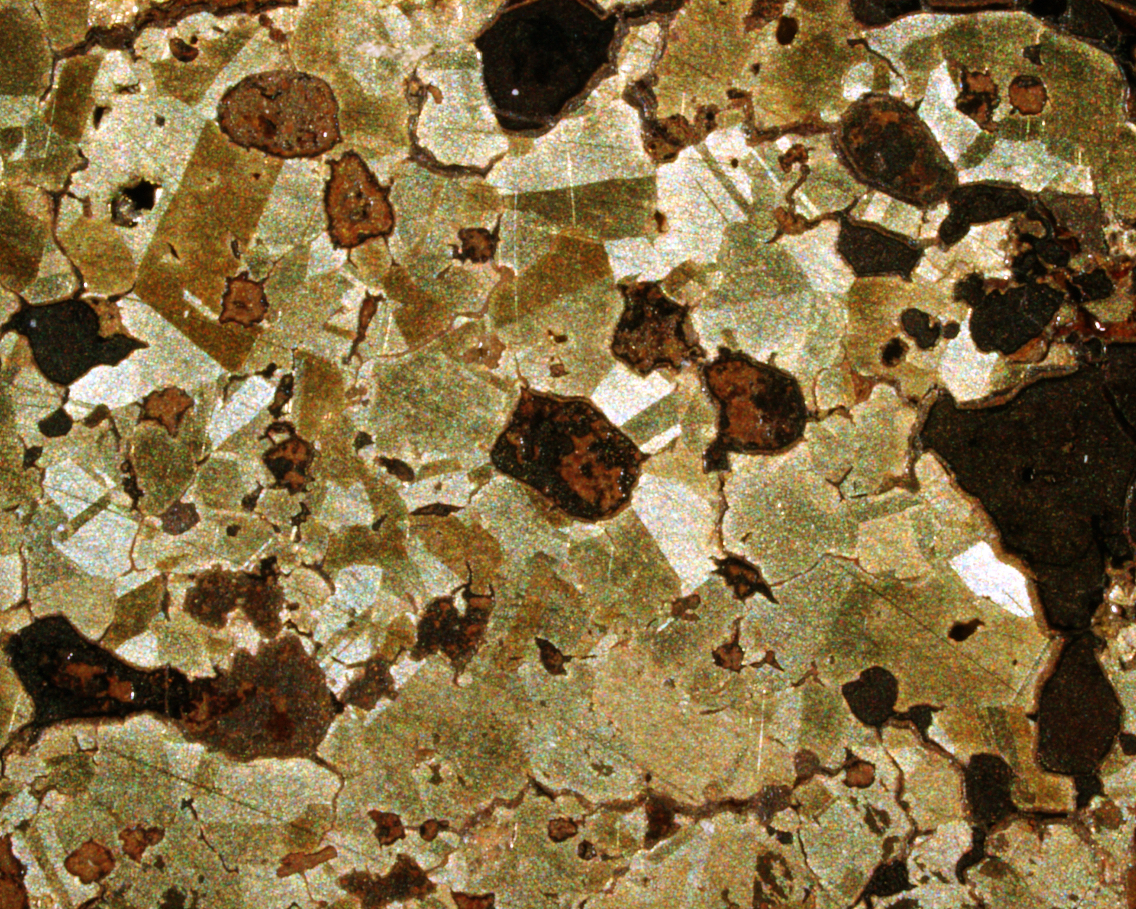 A microscope image of the internal structure of a gold nugget. 
