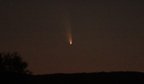 This image of Comet PANSTARRS was captured by CDSCC's Dr Korinne McDonnell. Photo taken near Mt Stromlo Observatory, Canberra ACT. Credit: K.McDonnell