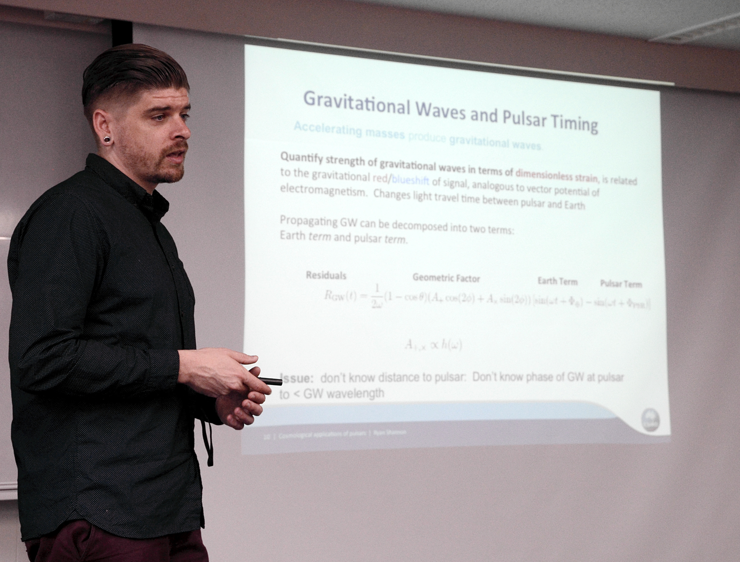 Dr Ryan Shannon giving a talk on pulsar science at Kagoshima University.