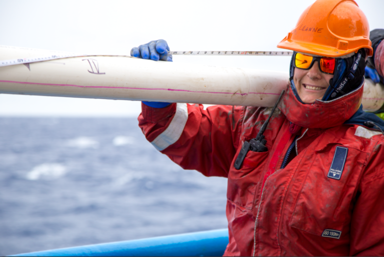 Women Showing Science Whos Boss In Icy Antarctica Csiroscope 9512