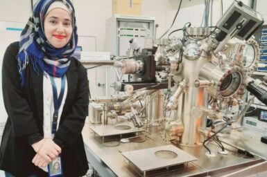 Farina in her lab, surrounded by quantum equipment.